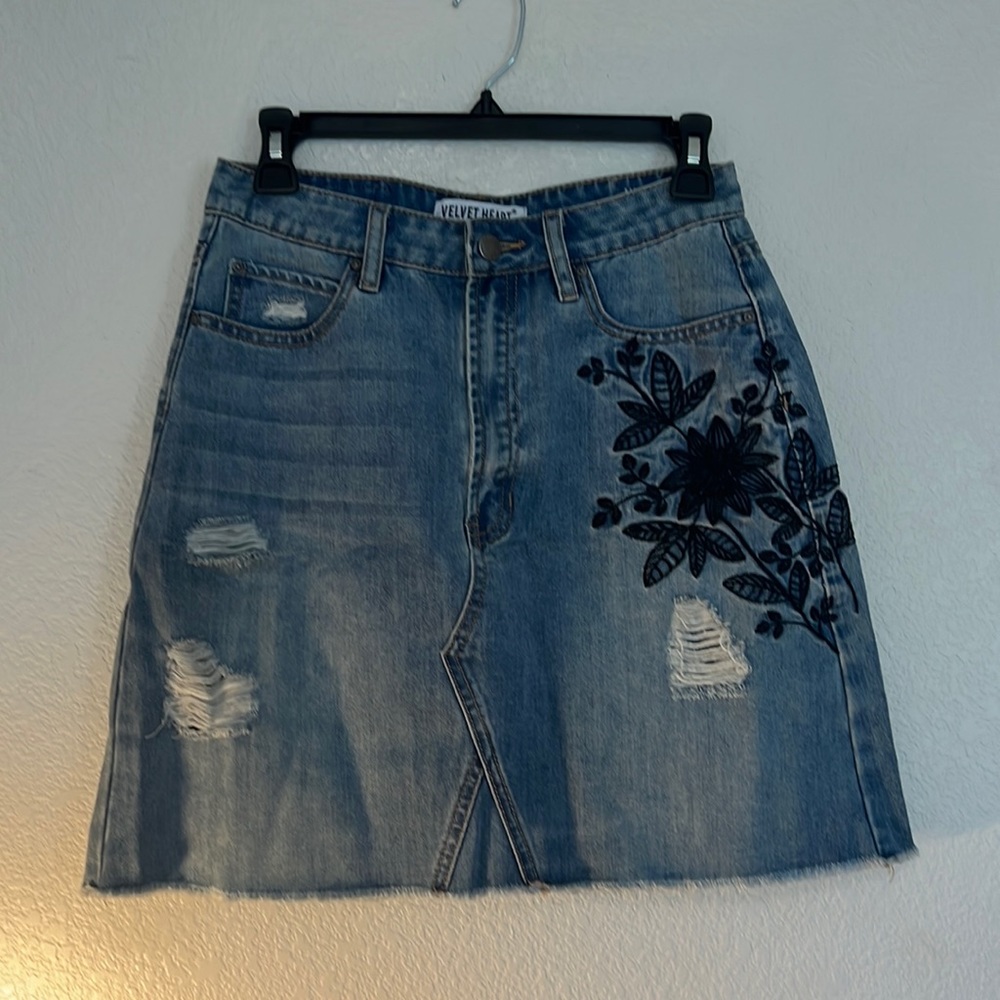 velvet heart denim skirt